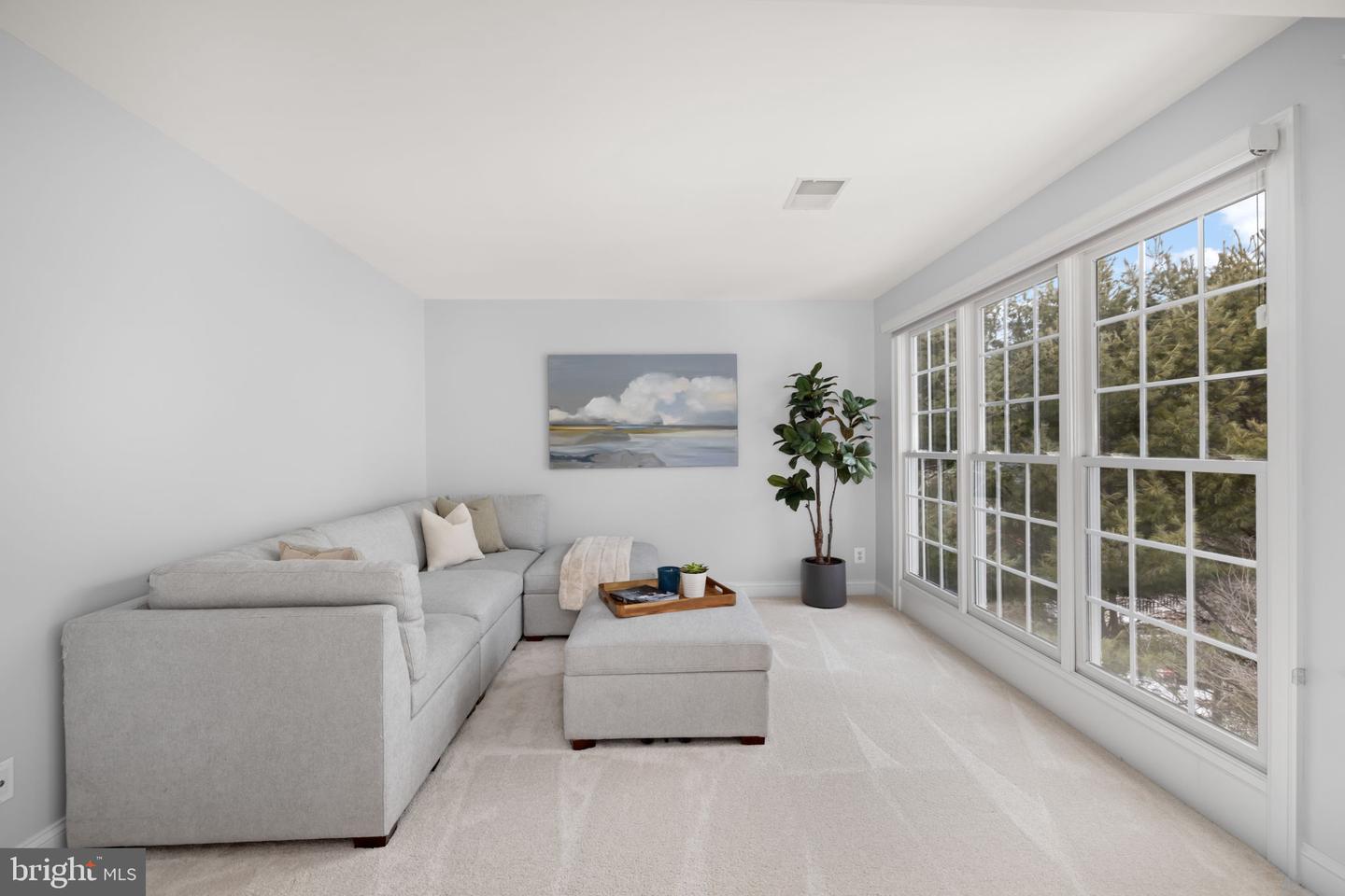 3257 PONY RIDGE WAY, OAKTON, Virginia 22124, 5 Bedrooms Bedrooms, ,4 BathroomsBathrooms,Residential,For sale,3257 PONY RIDGE WAY,VAFX2289398 MLS # VAFX2289398