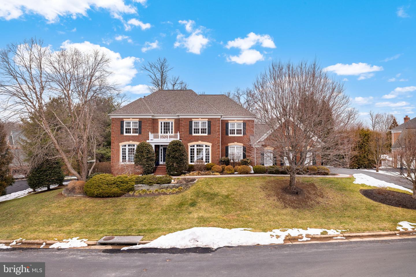 3257 PONY RIDGE WAY, OAKTON, Virginia 22124, 5 Bedrooms Bedrooms, ,4 BathroomsBathrooms,Residential,For sale,3257 PONY RIDGE WAY,VAFX2289398 MLS # VAFX2289398