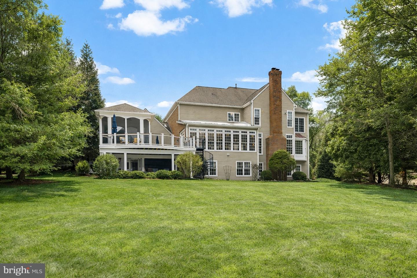 3257 PONY RIDGE WAY, OAKTON, Virginia 22124, 5 Bedrooms Bedrooms, ,4 BathroomsBathrooms,Residential,For sale,3257 PONY RIDGE WAY,VAFX2289398 MLS # VAFX2289398