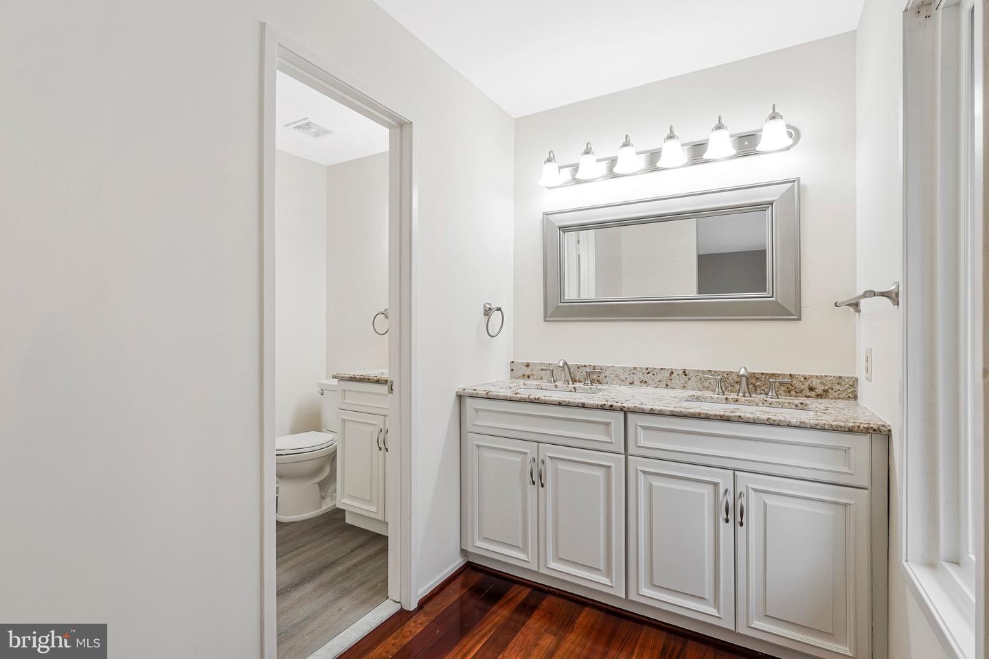 9103 CRICKLEWOOD CT, VIENNA, Virginia 22182, 5 Bedrooms Bedrooms, ,3 BathroomsBathrooms,Residential,For sale,9103 CRICKLEWOOD CT,VAFX2289532 MLS # VAFX2289532