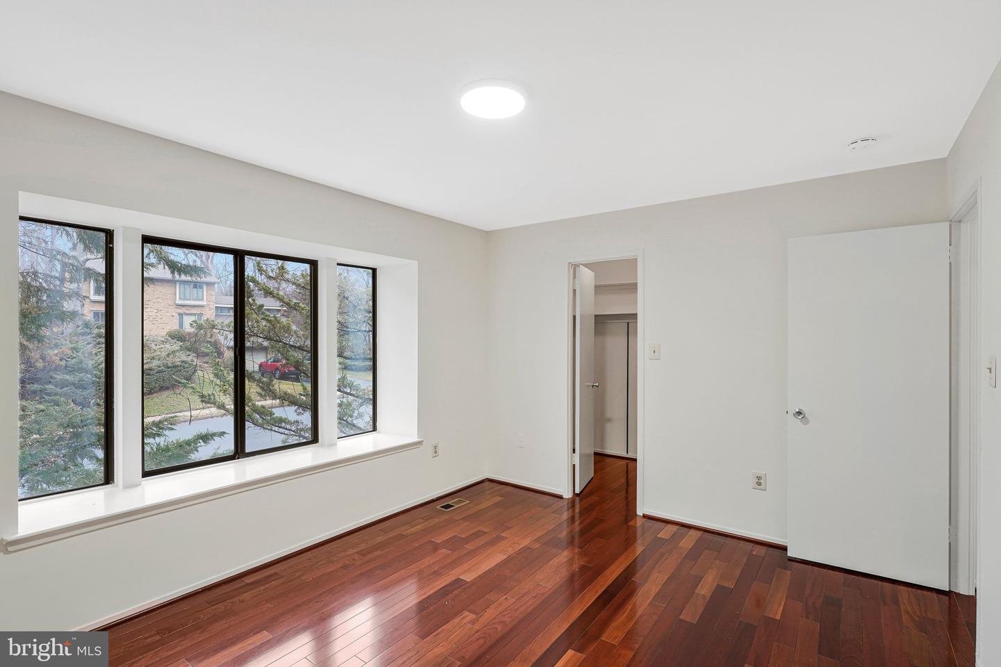 9103 CRICKLEWOOD CT, VIENNA, Virginia 22182, 5 Bedrooms Bedrooms, ,3 BathroomsBathrooms,Residential,For sale,9103 CRICKLEWOOD CT,VAFX2289532 MLS # VAFX2289532