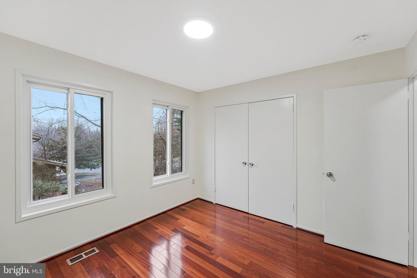 9103 CRICKLEWOOD CT, VIENNA, Virginia 22182, 5 Bedrooms Bedrooms, ,3 BathroomsBathrooms,Residential,For sale,9103 CRICKLEWOOD CT,VAFX2289532 MLS # VAFX2289532