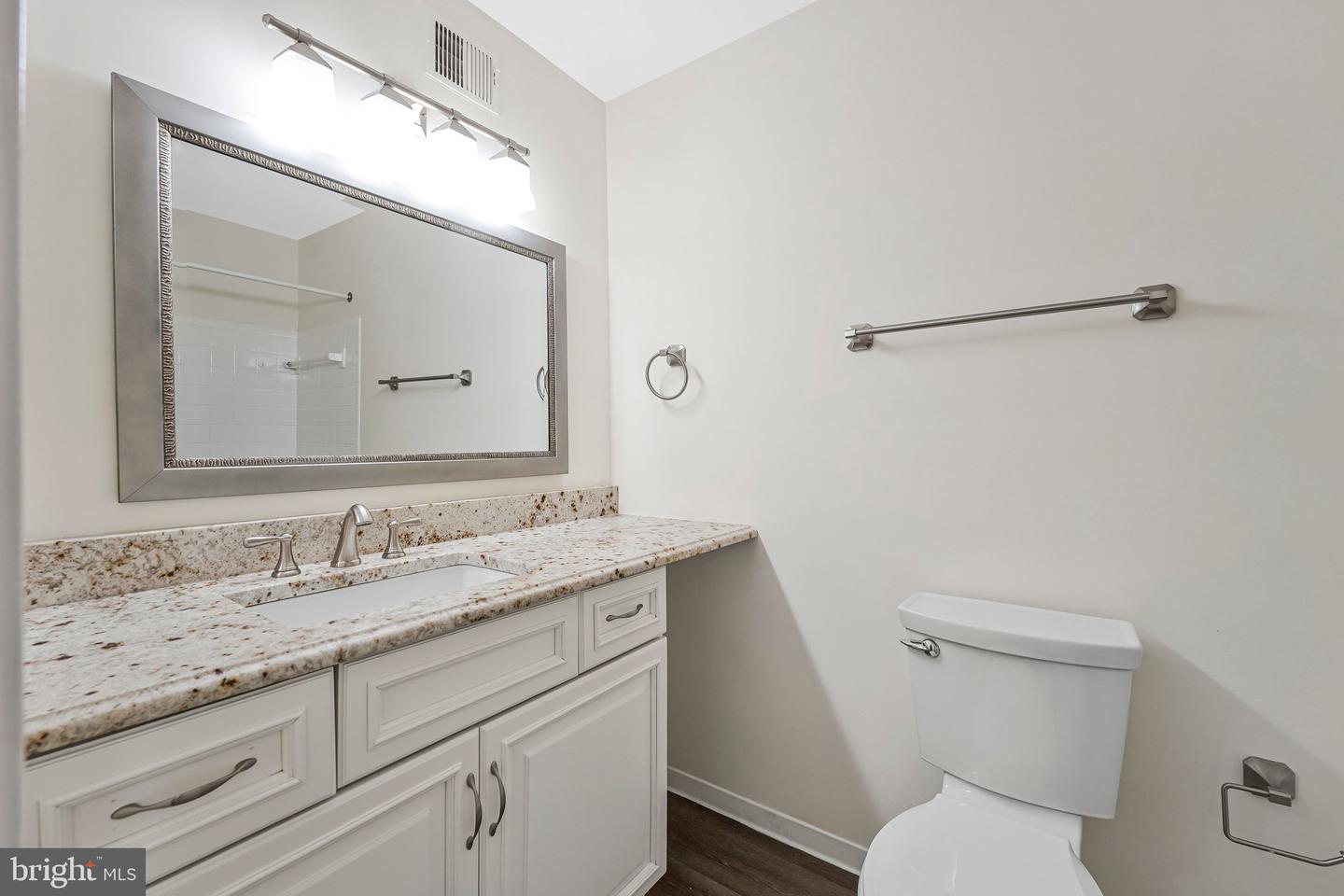 9103 CRICKLEWOOD CT, VIENNA, Virginia 22182, 5 Bedrooms Bedrooms, ,3 BathroomsBathrooms,Residential,For sale,9103 CRICKLEWOOD CT,VAFX2289532 MLS # VAFX2289532