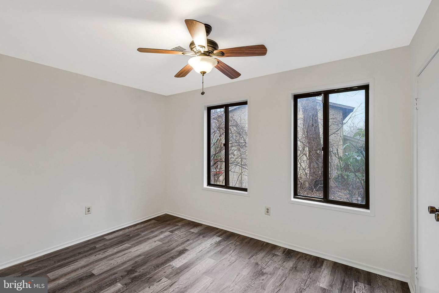 9103 CRICKLEWOOD CT, VIENNA, Virginia 22182, 5 Bedrooms Bedrooms, ,3 BathroomsBathrooms,Residential,For sale,9103 CRICKLEWOOD CT,VAFX2289532 MLS # VAFX2289532