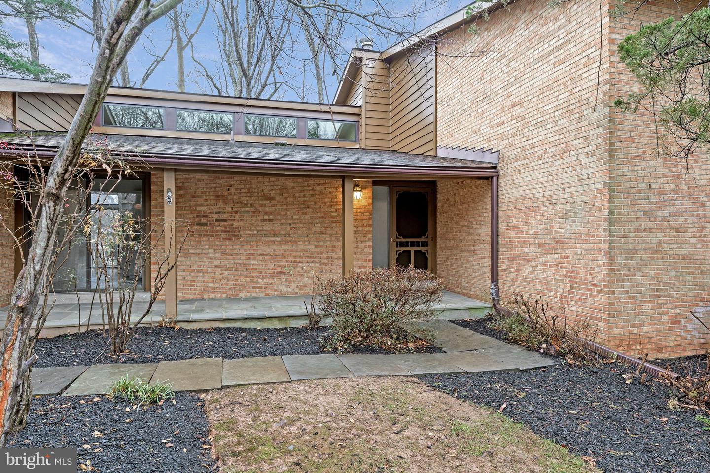 9103 CRICKLEWOOD CT, VIENNA, Virginia 22182, 5 Bedrooms Bedrooms, ,3 BathroomsBathrooms,Residential,For sale,9103 CRICKLEWOOD CT,VAFX2289532 MLS # VAFX2289532