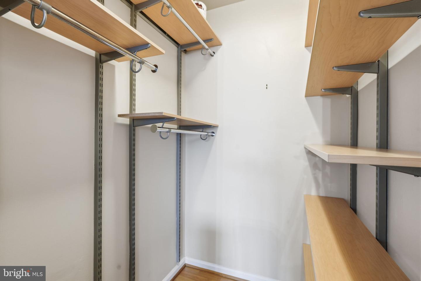 1730 ARLINGTON BLVD #202, ARLINGTON, Virginia 22209, 1 Bedroom Bedrooms, ,1 BathroomBathrooms,Residential,For sale,1730 ARLINGTON BLVD #202,VAAR2068610 MLS # VAAR2068610