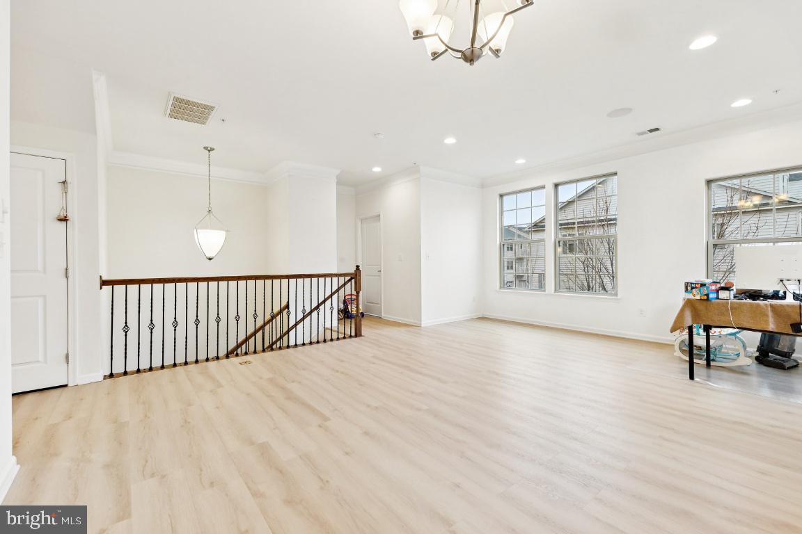 25997 BRAIDED MANE TER, ALDIE, Virginia 20105, 3 Bedrooms Bedrooms, ,2 BathroomsBathrooms,Residential,For sale,25997 BRAIDED MANE TER,VALO2115454 MLS # VALO2115454