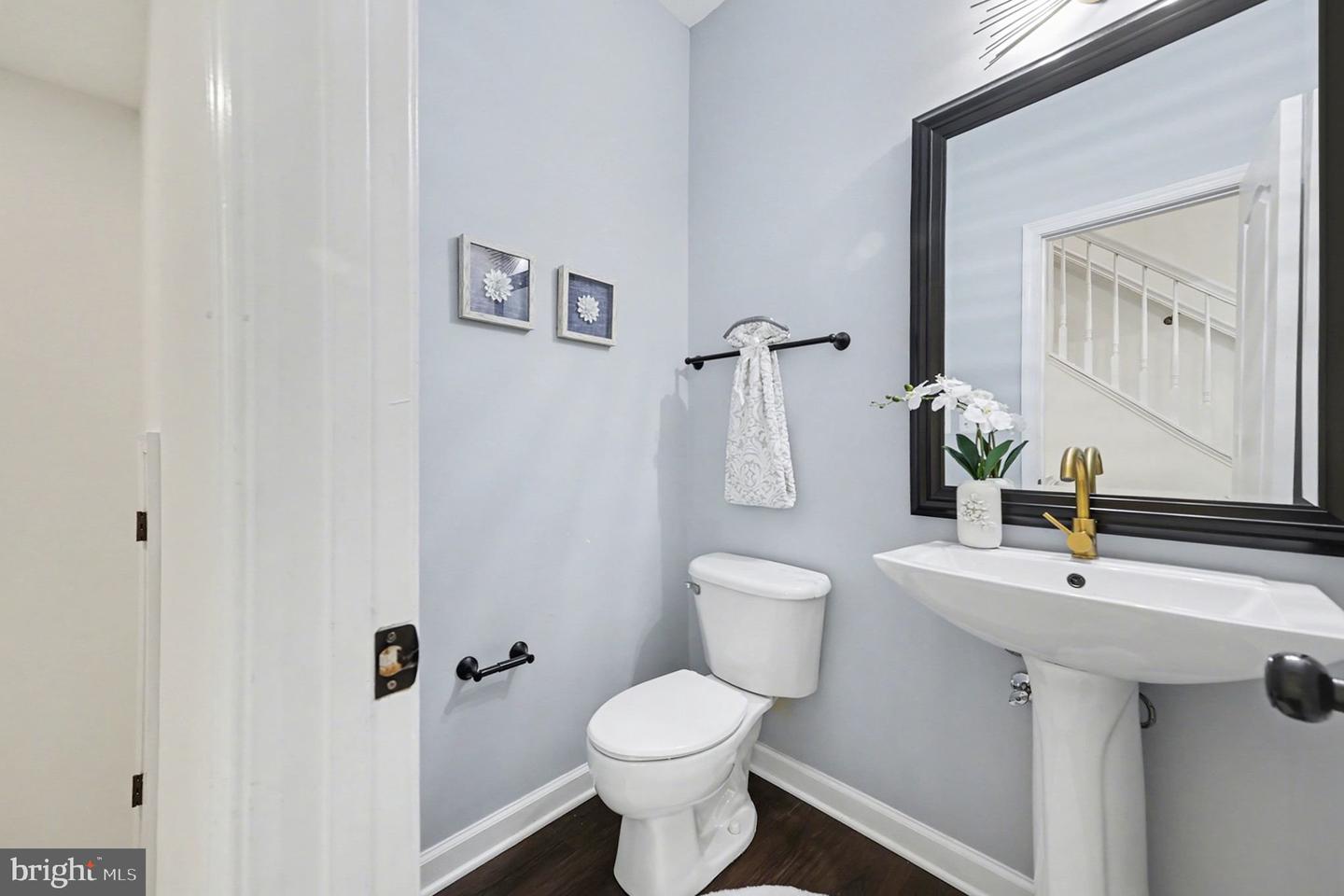 2804 WAKEWATER WAY, WOODBRIDGE, Virginia 22191, 3 Bedrooms Bedrooms, ,3 BathroomsBathrooms,Residential,For sale,2804 WAKEWATER WAY,VAPW2112106 MLS # VAPW2112106