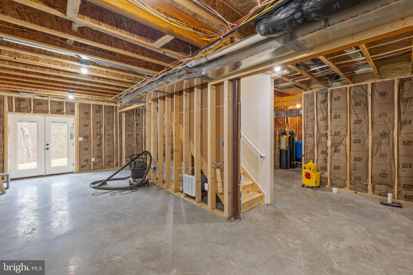 220 LAKELAND CIR, MIDDLETOWN, Virginia 22645, 3 Bedrooms Bedrooms, 6 Rooms Rooms,2 BathroomsBathrooms,Residential,For sale,220 LAKELAND CIR,VAWR2013346 MLS # VAWR2013346