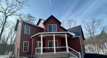 220 LAKELAND CIR, MIDDLETOWN, Virginia 22645, 3 Bedrooms Bedrooms, 6 Rooms Rooms,2 BathroomsBathrooms,Residential,For sale,220 LAKELAND CIR,VAWR2013346 MLS # VAWR2013346