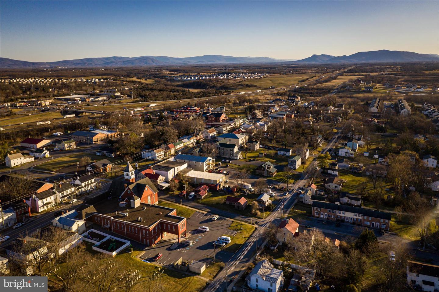 109 AVERY DR, STEPHENS CITY, Virginia 22655, 5 Bedrooms Bedrooms, ,3 BathroomsBathrooms,Residential,For sale,109 AVERY DR,VAFV2039500 MLS # VAFV2039500