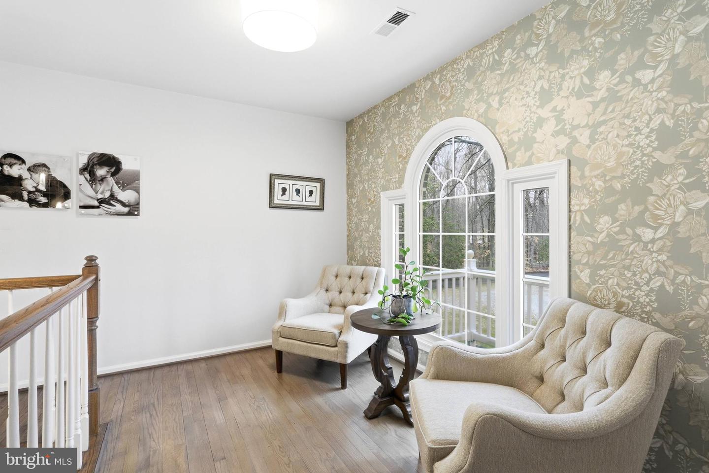 9200 WRIGHTS HOLLOW LN, LORTON, Virginia 22079, 5 Bedrooms Bedrooms, ,3 BathroomsBathrooms,Residential,For sale,9200 WRIGHTS HOLLOW LN,VAFX2290276 MLS # VAFX2290276