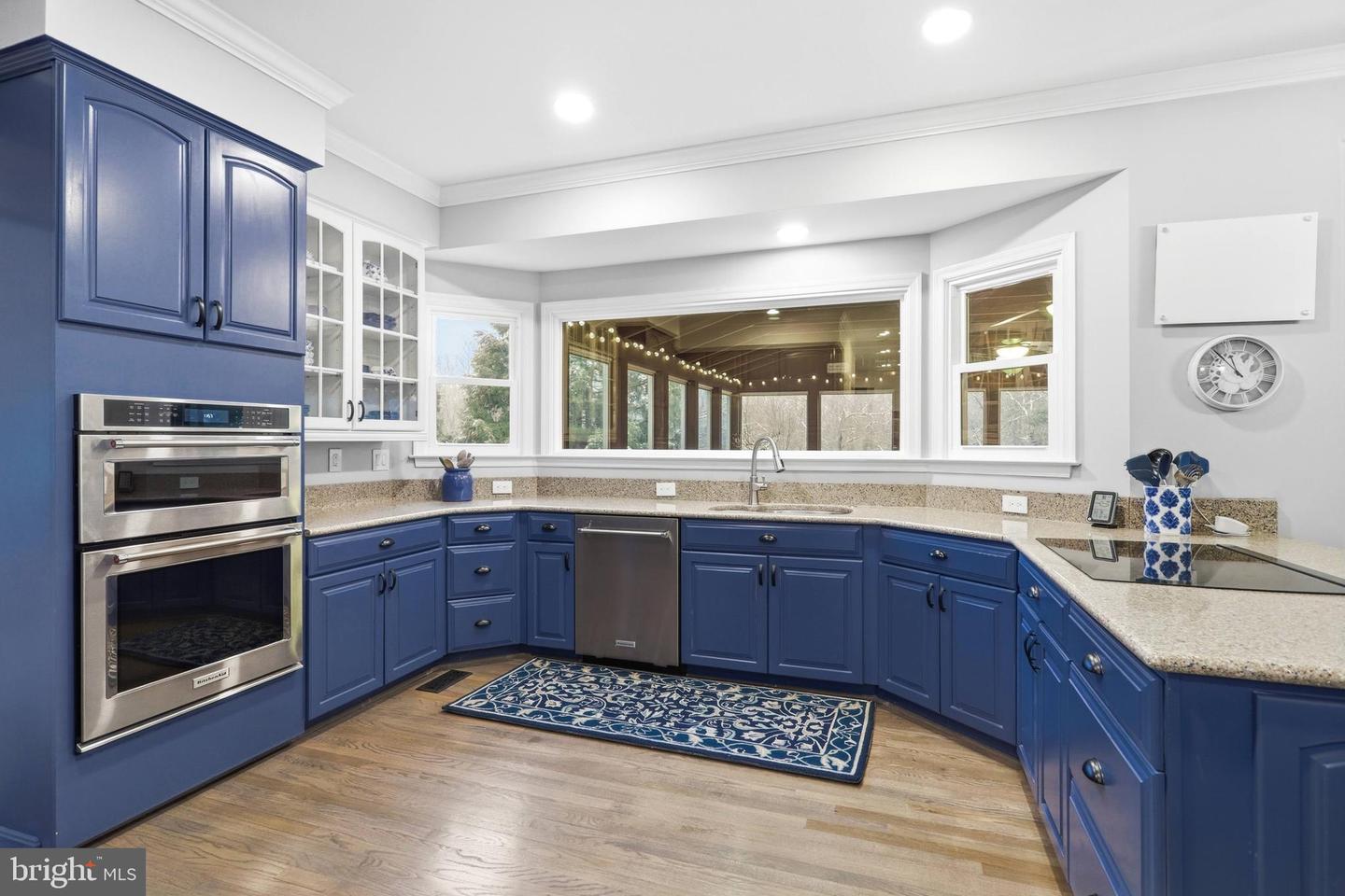 9200 WRIGHTS HOLLOW LN, LORTON, Virginia 22079, 5 Bedrooms Bedrooms, ,3 BathroomsBathrooms,Residential,For sale,9200 WRIGHTS HOLLOW LN,VAFX2290276 MLS # VAFX2290276