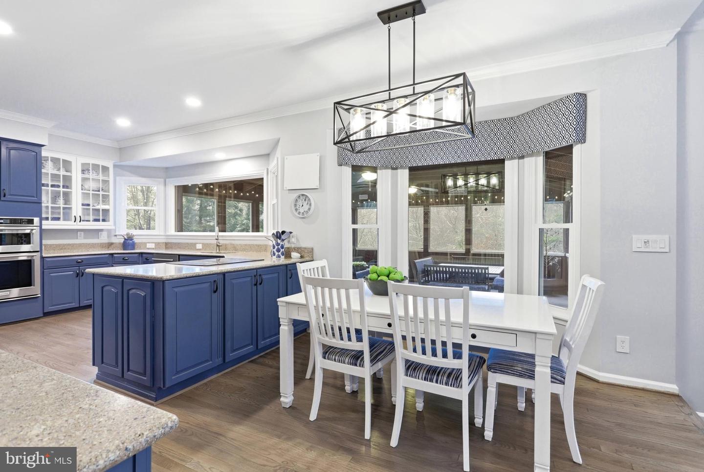 9200 WRIGHTS HOLLOW LN, LORTON, Virginia 22079, 5 Bedrooms Bedrooms, ,3 BathroomsBathrooms,Residential,For sale,9200 WRIGHTS HOLLOW LN,VAFX2290276 MLS # VAFX2290276