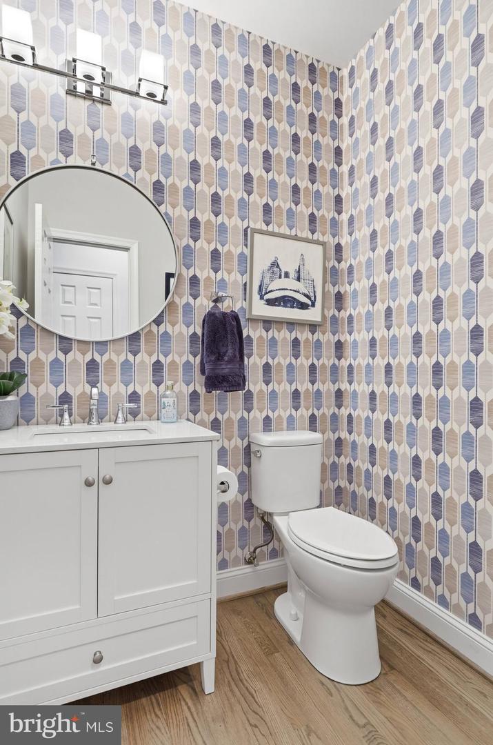 9200 WRIGHTS HOLLOW LN, LORTON, Virginia 22079, 5 Bedrooms Bedrooms, ,3 BathroomsBathrooms,Residential,For sale,9200 WRIGHTS HOLLOW LN,VAFX2290276 MLS # VAFX2290276