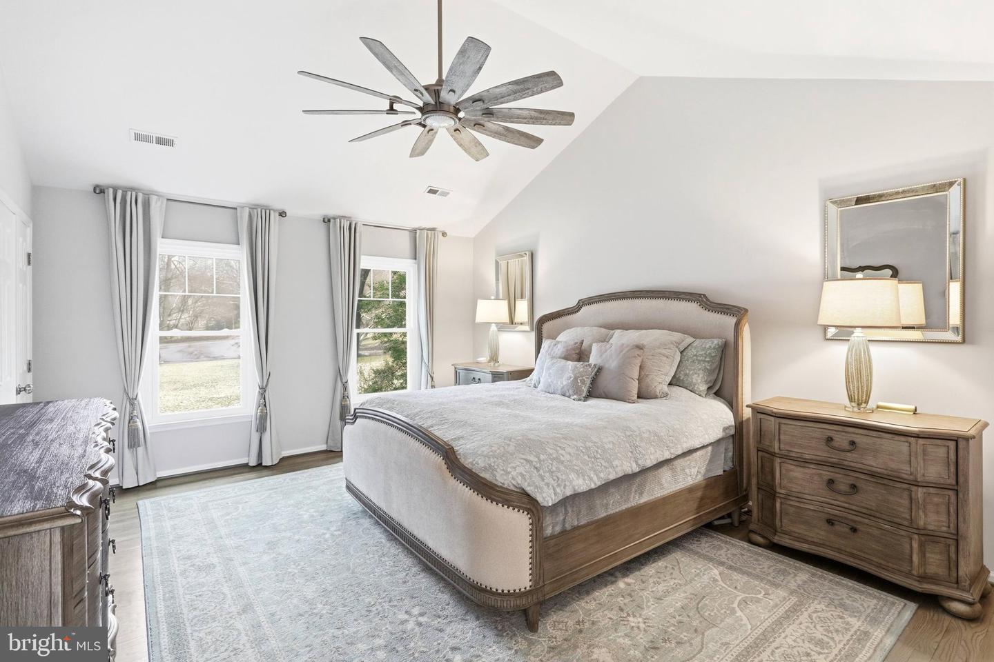 9200 WRIGHTS HOLLOW LN, LORTON, Virginia 22079, 5 Bedrooms Bedrooms, ,3 BathroomsBathrooms,Residential,For sale,9200 WRIGHTS HOLLOW LN,VAFX2290276 MLS # VAFX2290276