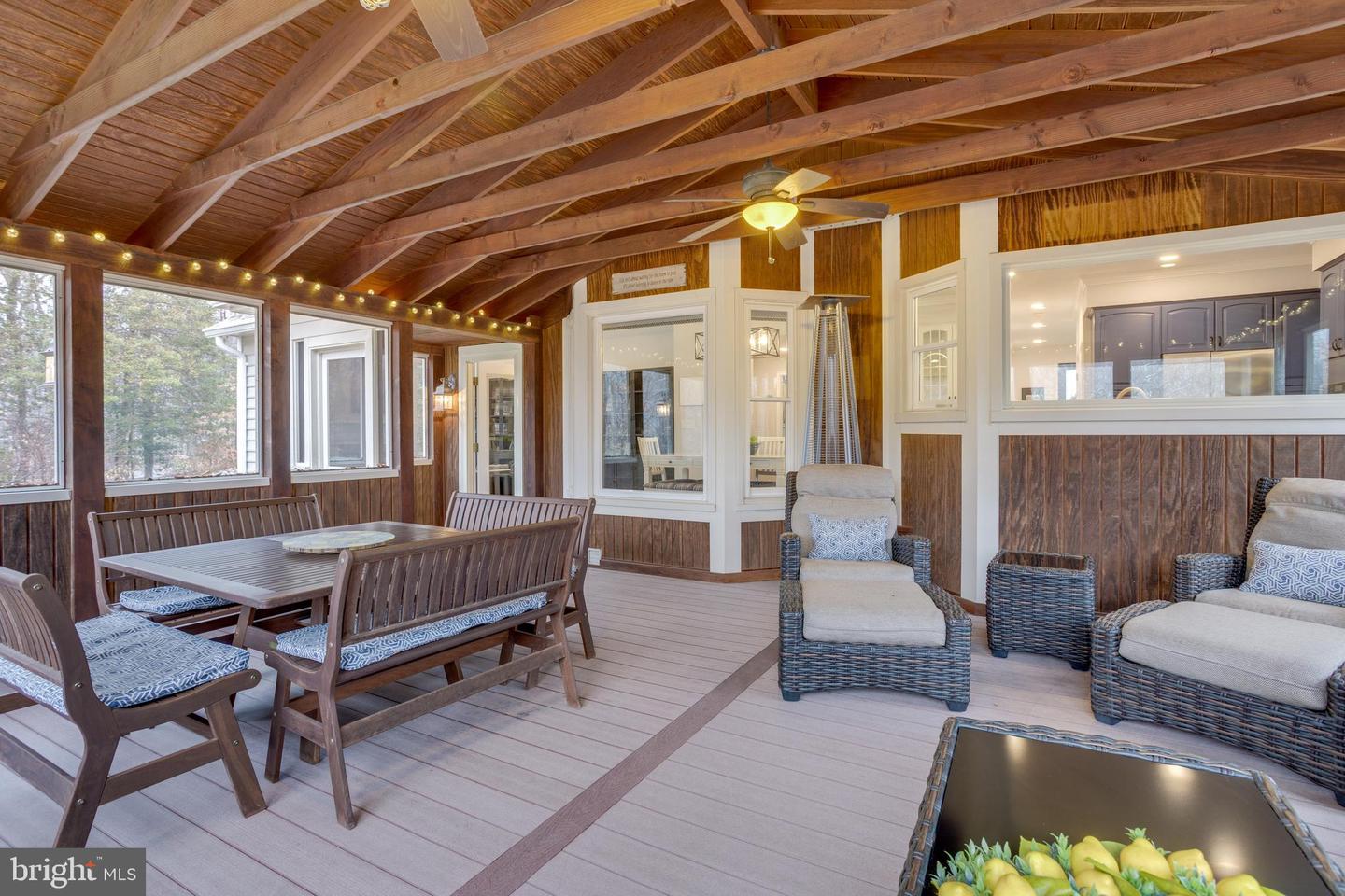 9200 WRIGHTS HOLLOW LN, LORTON, Virginia 22079, 5 Bedrooms Bedrooms, ,3 BathroomsBathrooms,Residential,For sale,9200 WRIGHTS HOLLOW LN,VAFX2290276 MLS # VAFX2290276