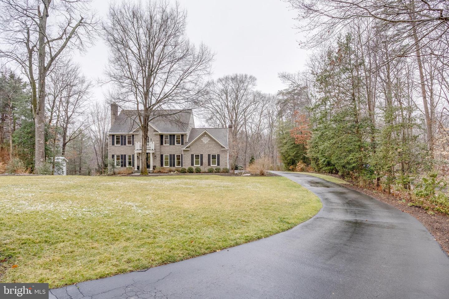 9200 WRIGHTS HOLLOW LN, LORTON, Virginia 22079, 5 Bedrooms Bedrooms, ,3 BathroomsBathrooms,Residential,For sale,9200 WRIGHTS HOLLOW LN,VAFX2290276 MLS # VAFX2290276