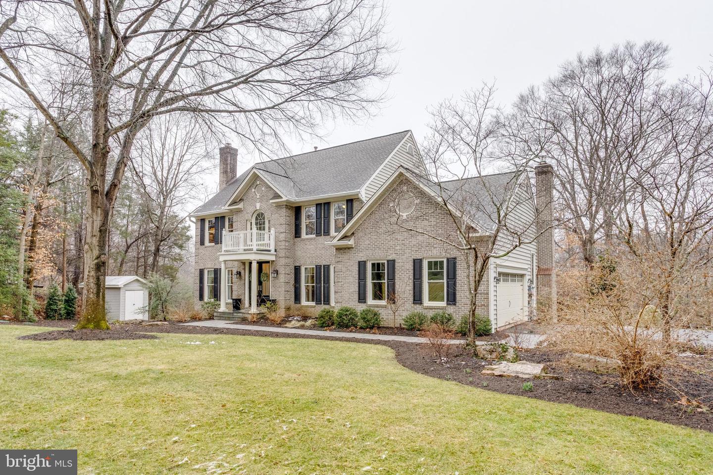 9200 WRIGHTS HOLLOW LN, LORTON, Virginia 22079, 5 Bedrooms Bedrooms, ,3 BathroomsBathrooms,Residential,For sale,9200 WRIGHTS HOLLOW LN,VAFX2290276 MLS # VAFX2290276