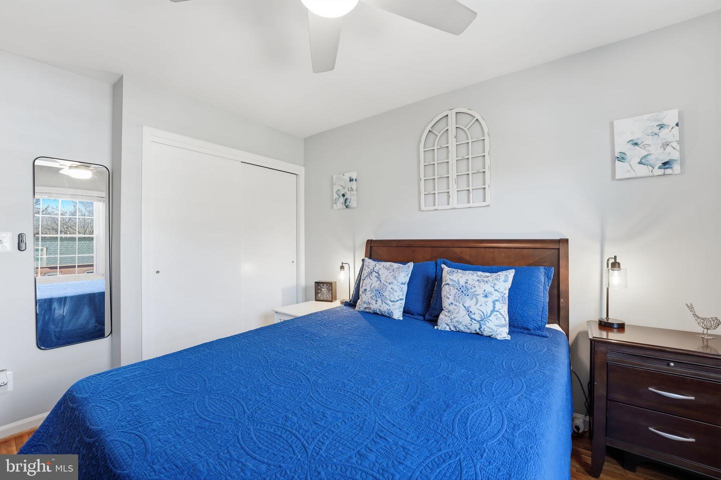 8142 CARRLEIGH PKWY #126, SPRINGFIELD, Virginia 22152, 3 Bedrooms Bedrooms, ,2 BathroomsBathrooms,Residential,For sale,8142 CARRLEIGH PKWY #126,VAFX2290352 MLS # VAFX2290352