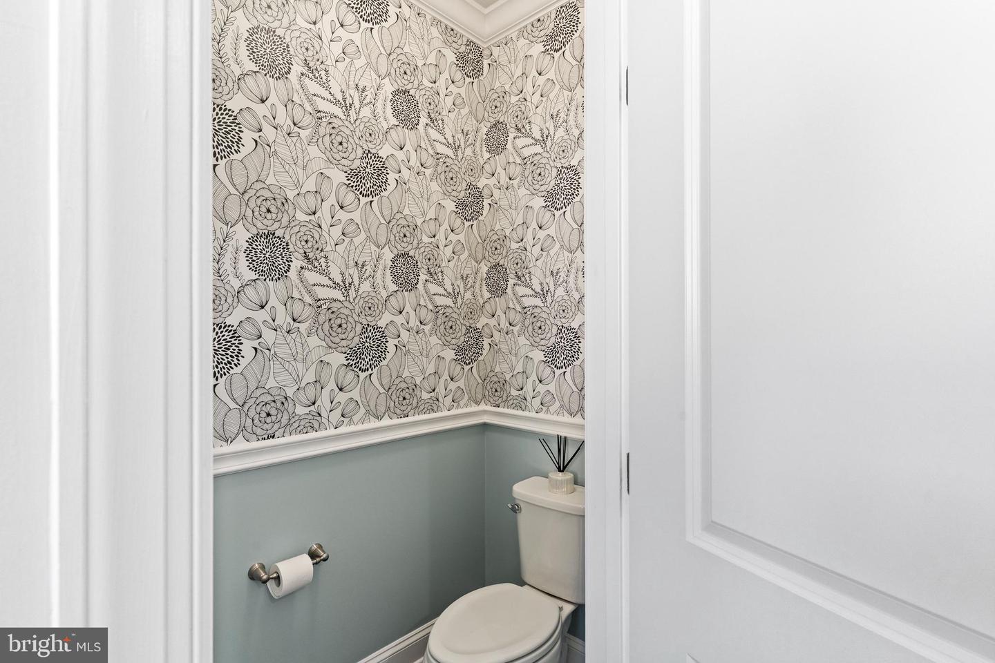 22920 BUBBLING BROOK DR, BRAMBLETON, Virginia 20148, 5 Bedrooms Bedrooms, ,4 BathroomsBathrooms,Residential,For sale,22920 BUBBLING BROOK DR,VALO2115708 MLS # VALO2115708