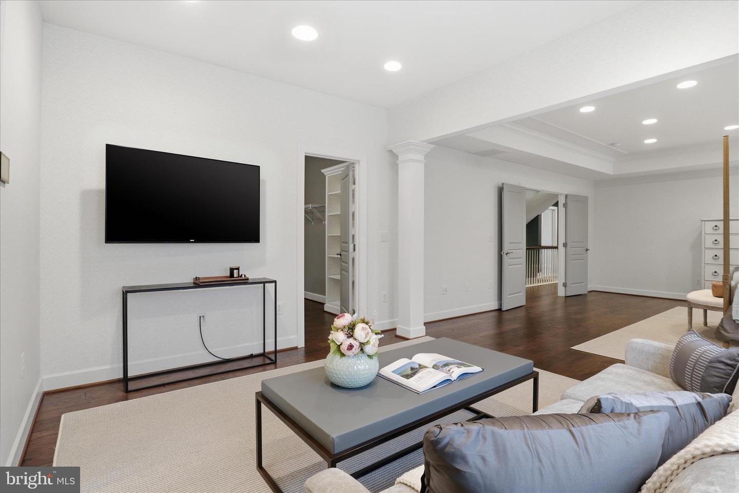 23044 CREIGHTON FARMS DR, LEESBURG, Virginia 20175, 6 Bedrooms Bedrooms, ,5 BathroomsBathrooms,Residential,For sale,23044 CREIGHTON FARMS DR,VALO2115784 MLS # VALO2115784