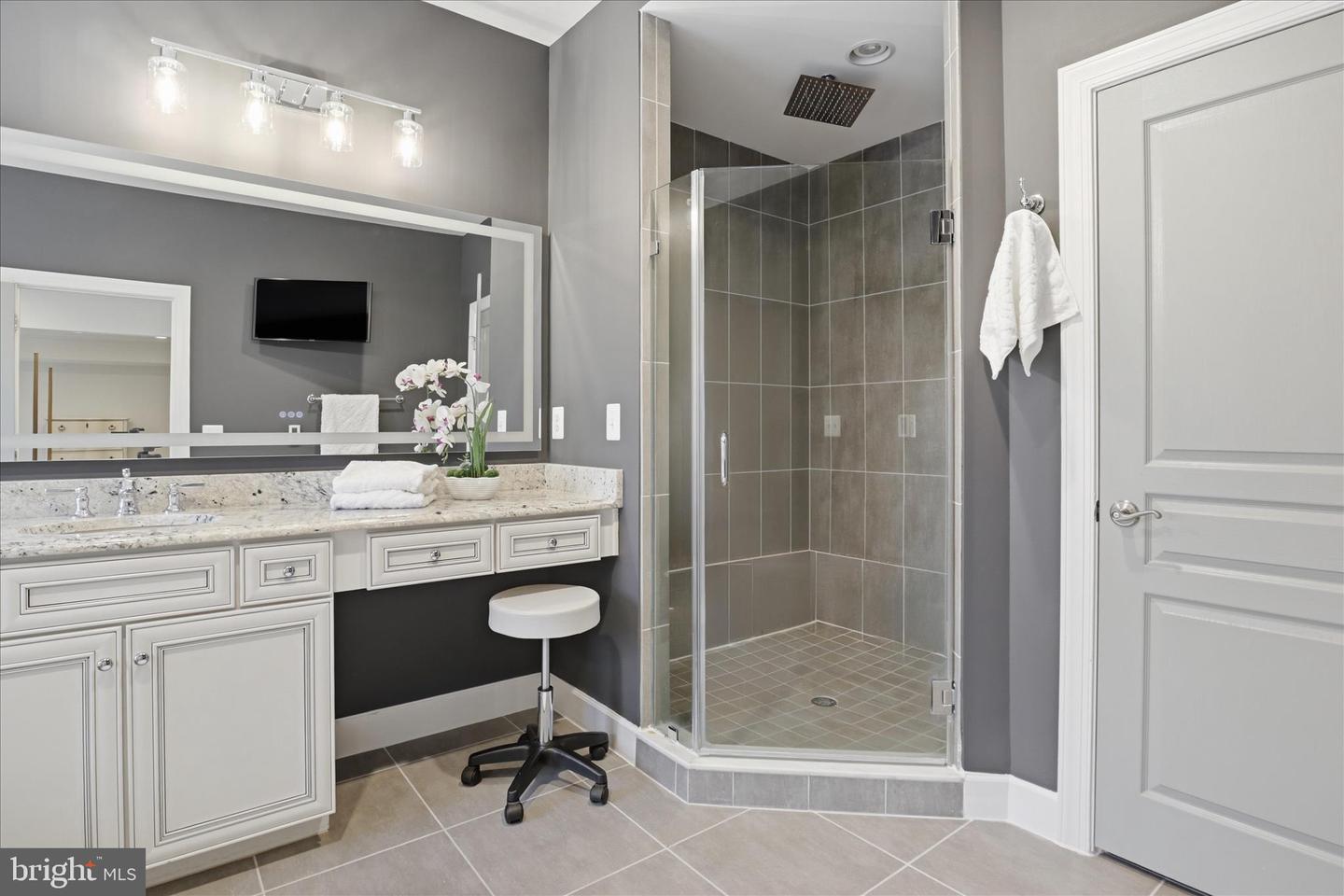 23044 CREIGHTON FARMS DR, LEESBURG, Virginia 20175, 6 Bedrooms Bedrooms, ,5 BathroomsBathrooms,Residential,For sale,23044 CREIGHTON FARMS DR,VALO2115784 MLS # VALO2115784