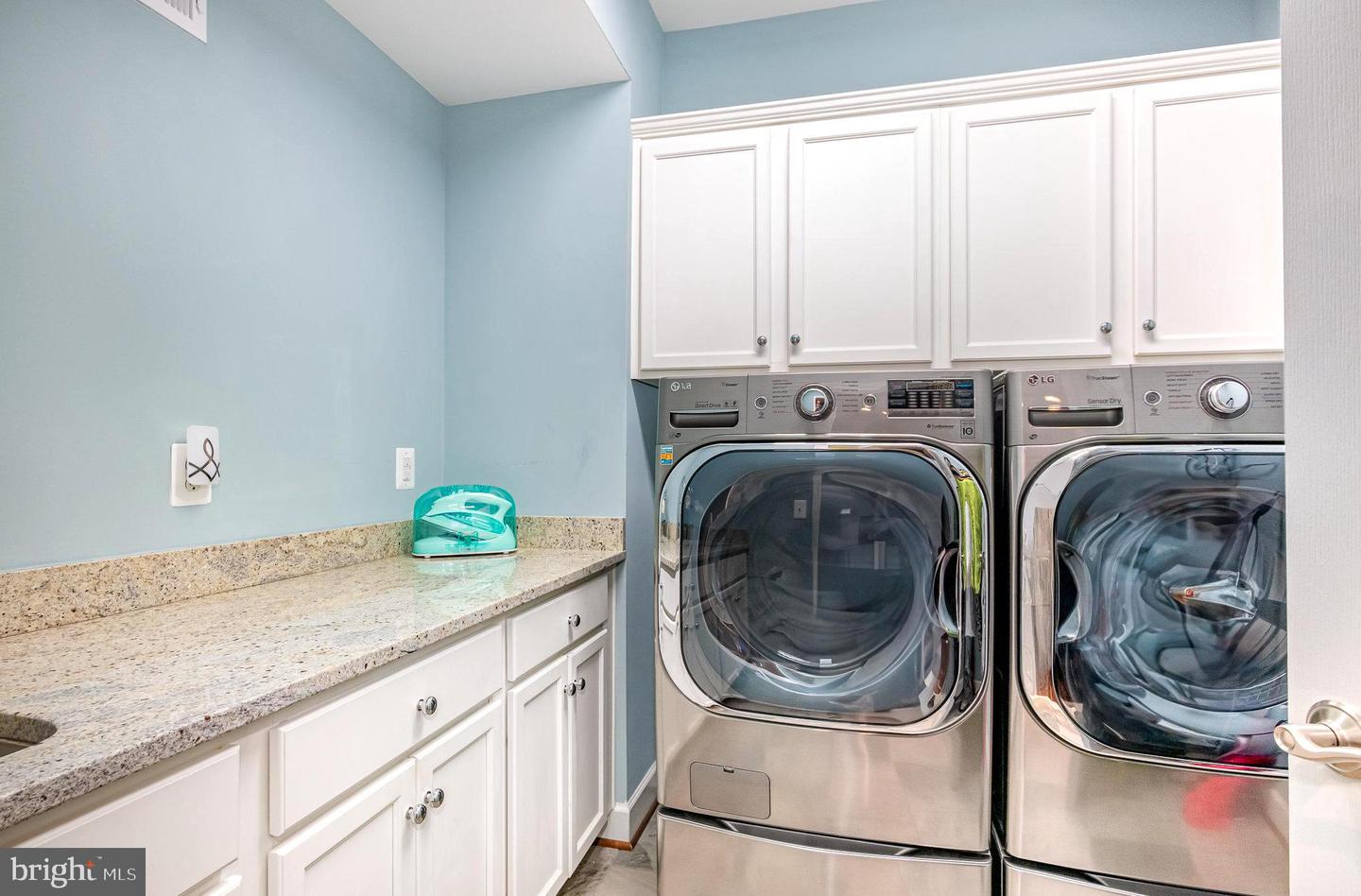 23044 CREIGHTON FARMS DR, LEESBURG, Virginia 20175, 6 Bedrooms Bedrooms, ,5 BathroomsBathrooms,Residential,For sale,23044 CREIGHTON FARMS DR,VALO2115784 MLS # VALO2115784