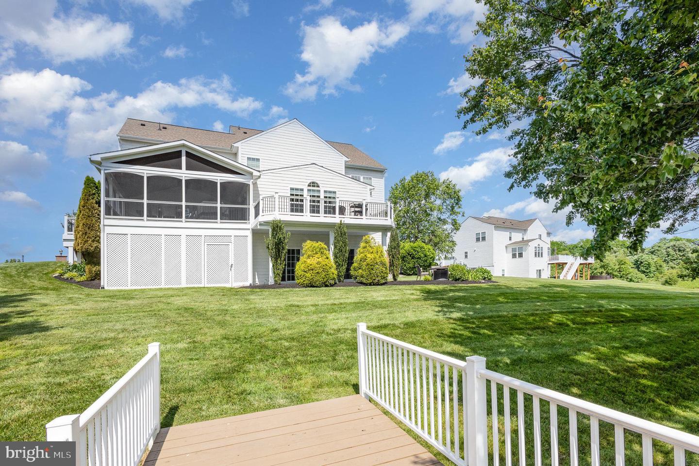 23044 CREIGHTON FARMS DR, LEESBURG, Virginia 20175, 6 Bedrooms Bedrooms, ,5 BathroomsBathrooms,Residential,For sale,23044 CREIGHTON FARMS DR,VALO2115784 MLS # VALO2115784