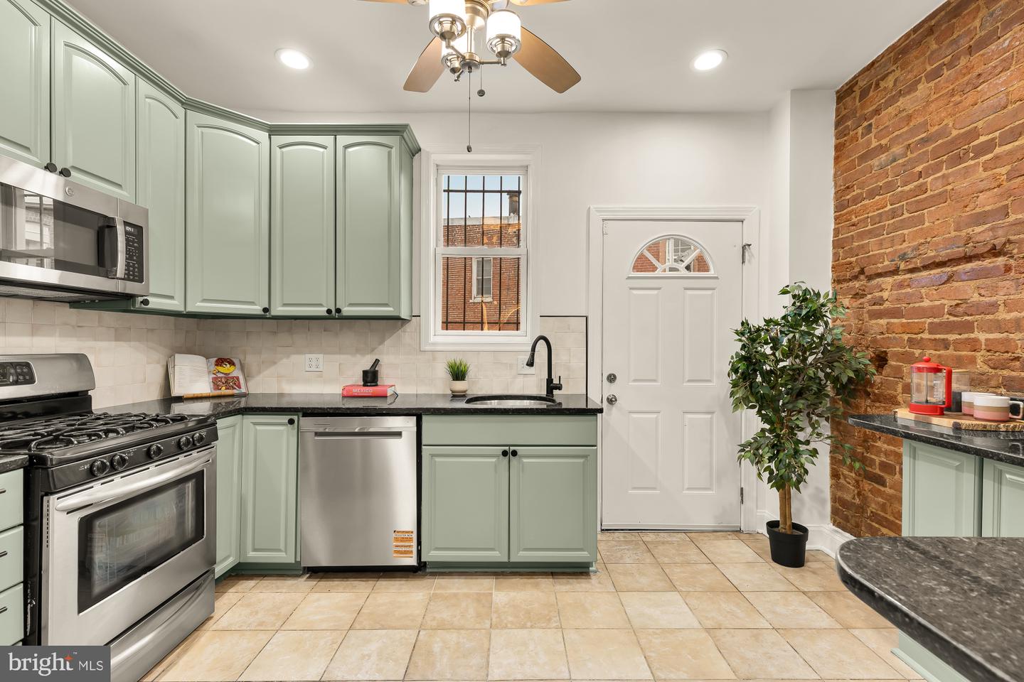 1017 MONROE ST NW #2, WASHINGTON, District Of Columbia 20010, 2 Bedrooms Bedrooms, ,1 BathroomBathrooms,Residential,For sale,1017 MONROE ST NW #2,DCDC2246006 MLS # DCDC2246006