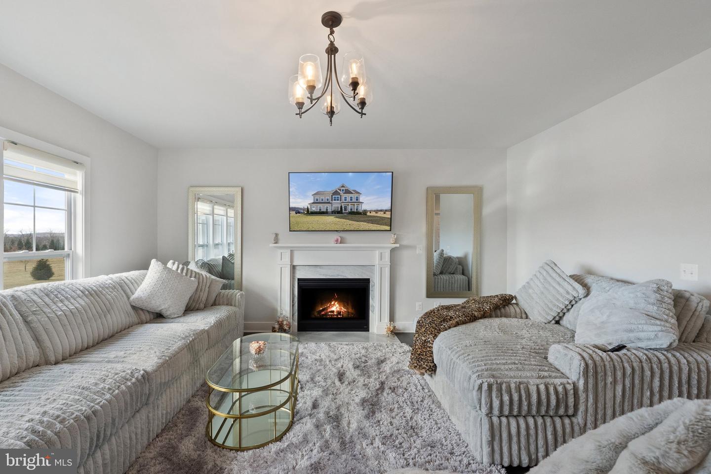 14890 FALCONAIRE PL, LEESBURG, Virginia 20176, 4 Bedrooms Bedrooms, 17 Rooms Rooms,4 BathroomsBathrooms,Residential,For sale,14890 FALCONAIRE PL,VALO2115866 MLS # VALO2115866