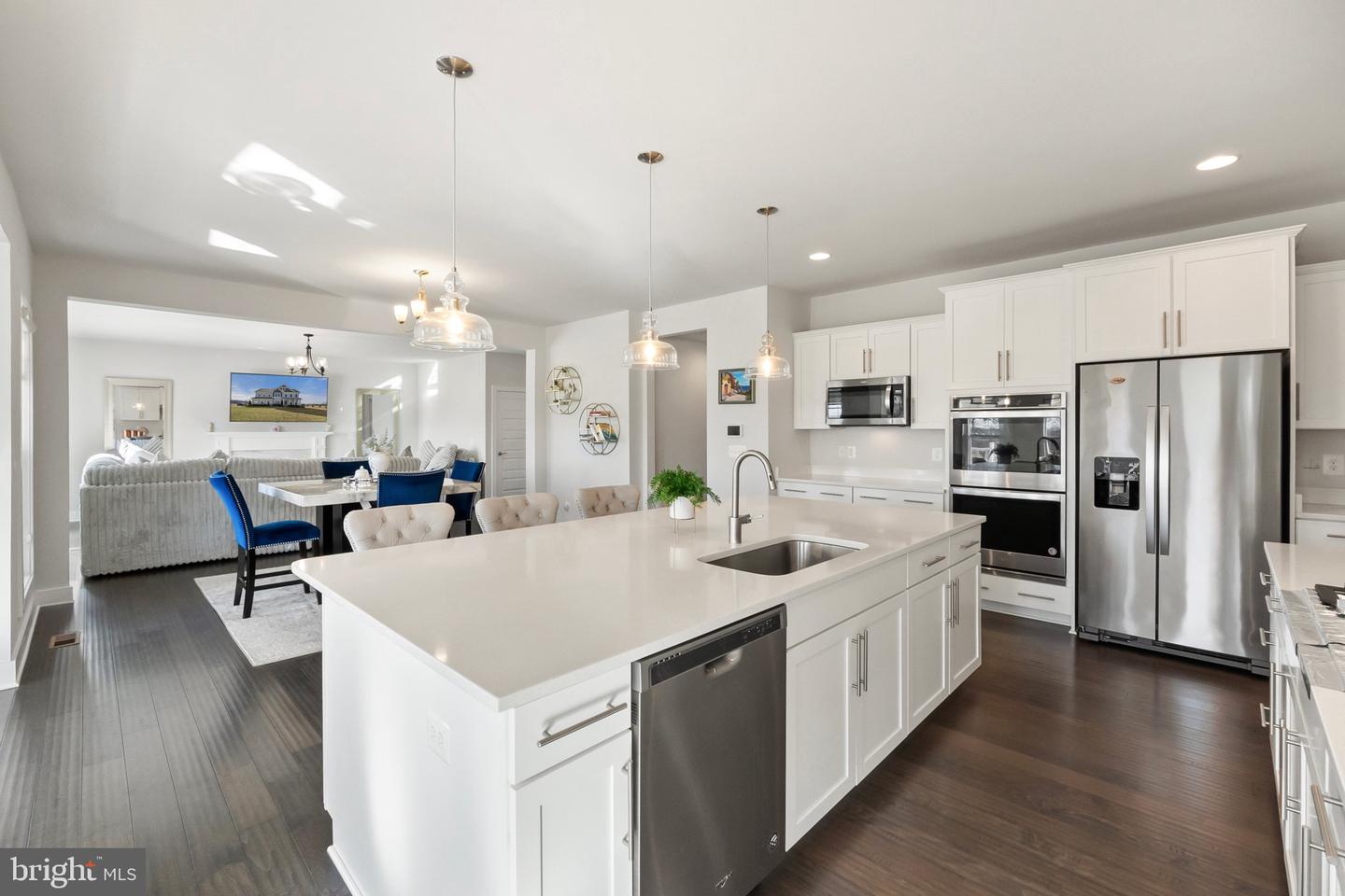 14890 FALCONAIRE PL, LEESBURG, Virginia 20176, 4 Bedrooms Bedrooms, 17 Rooms Rooms,4 BathroomsBathrooms,Residential,For sale,14890 FALCONAIRE PL,VALO2115866 MLS # VALO2115866