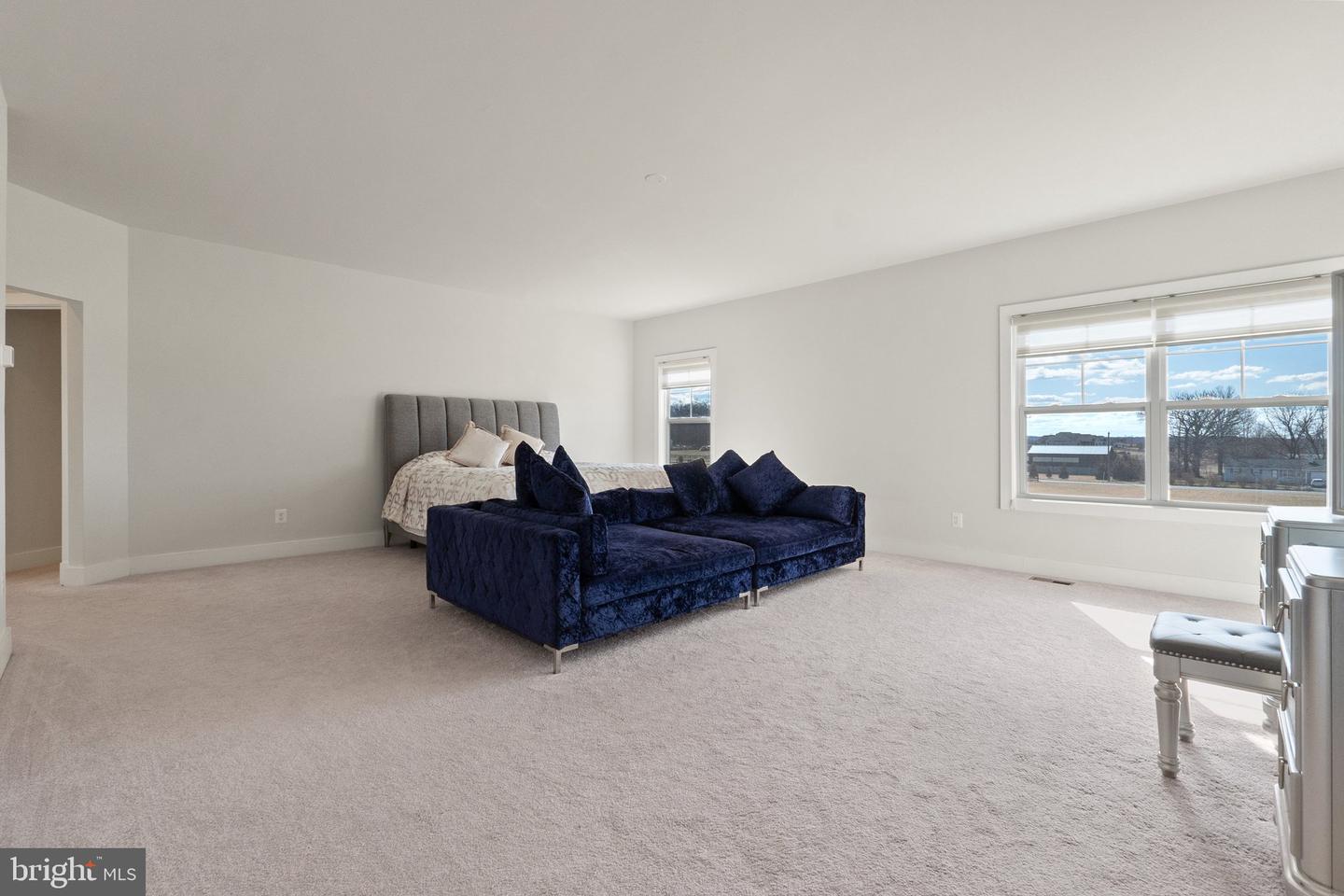 14890 FALCONAIRE PL, LEESBURG, Virginia 20176, 4 Bedrooms Bedrooms, 17 Rooms Rooms,4 BathroomsBathrooms,Residential,For sale,14890 FALCONAIRE PL,VALO2115866 MLS # VALO2115866