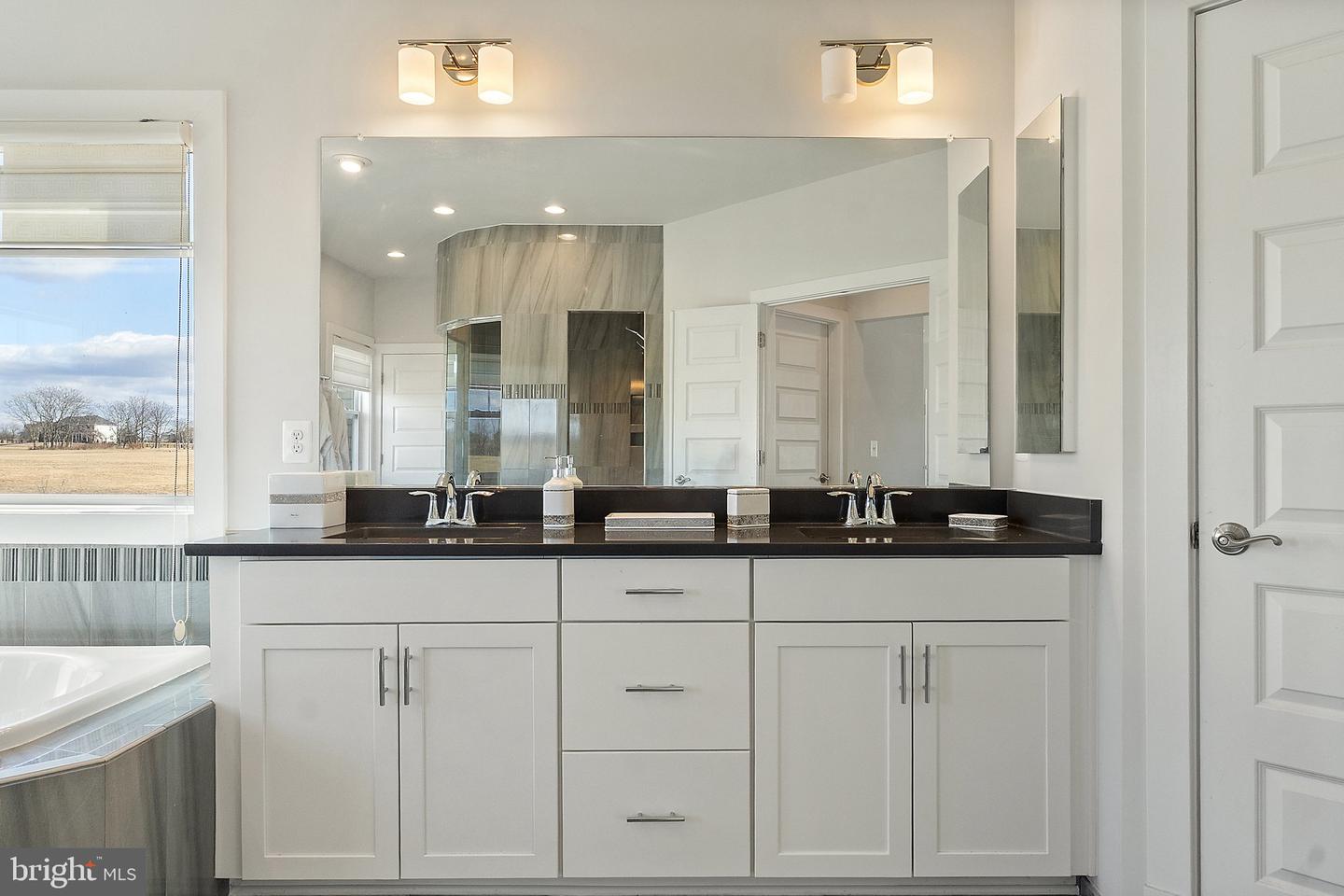 14890 FALCONAIRE PL, LEESBURG, Virginia 20176, 4 Bedrooms Bedrooms, 17 Rooms Rooms,4 BathroomsBathrooms,Residential,For sale,14890 FALCONAIRE PL,VALO2115866 MLS # VALO2115866