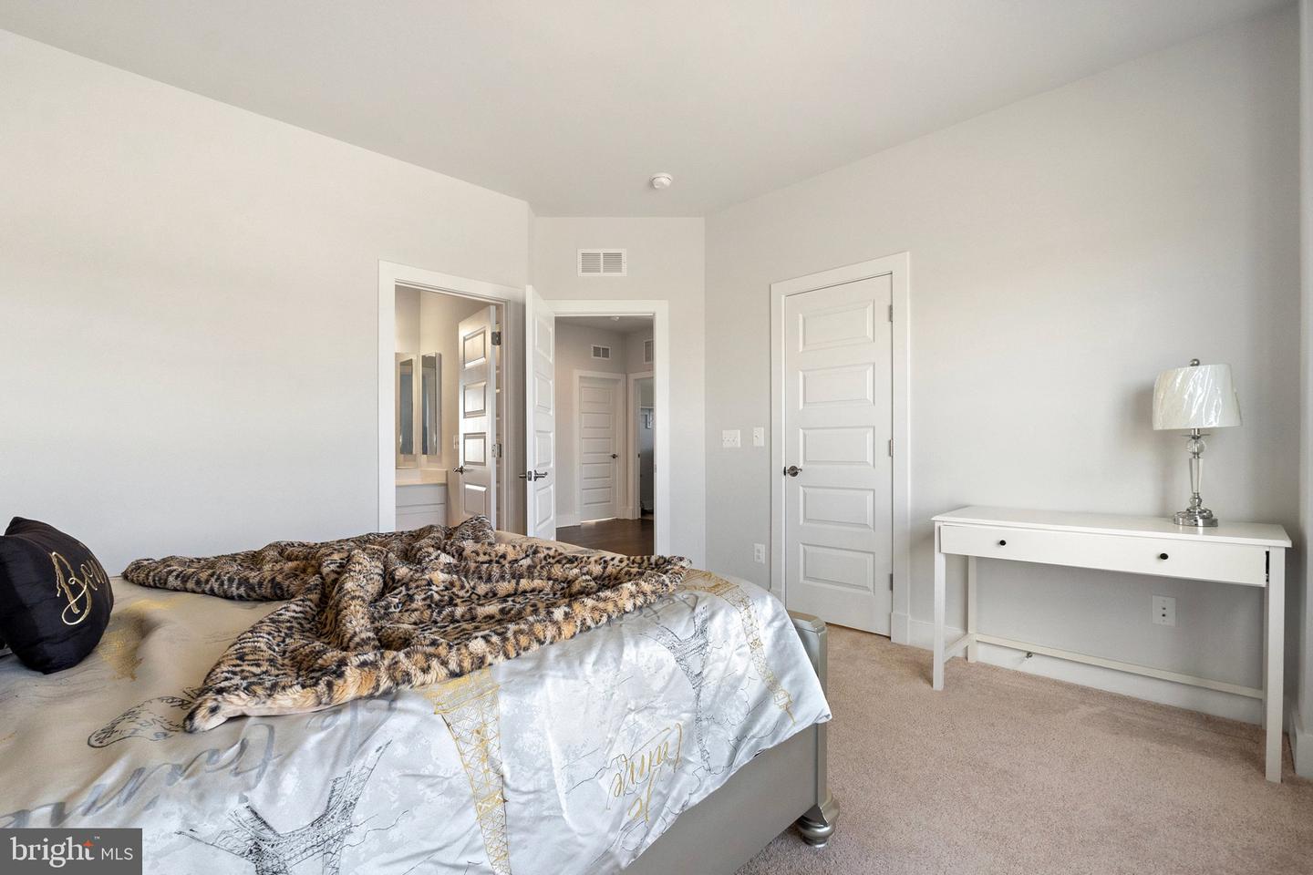 14890 FALCONAIRE PL, LEESBURG, Virginia 20176, 4 Bedrooms Bedrooms, 17 Rooms Rooms,4 BathroomsBathrooms,Residential,For sale,14890 FALCONAIRE PL,VALO2115866 MLS # VALO2115866