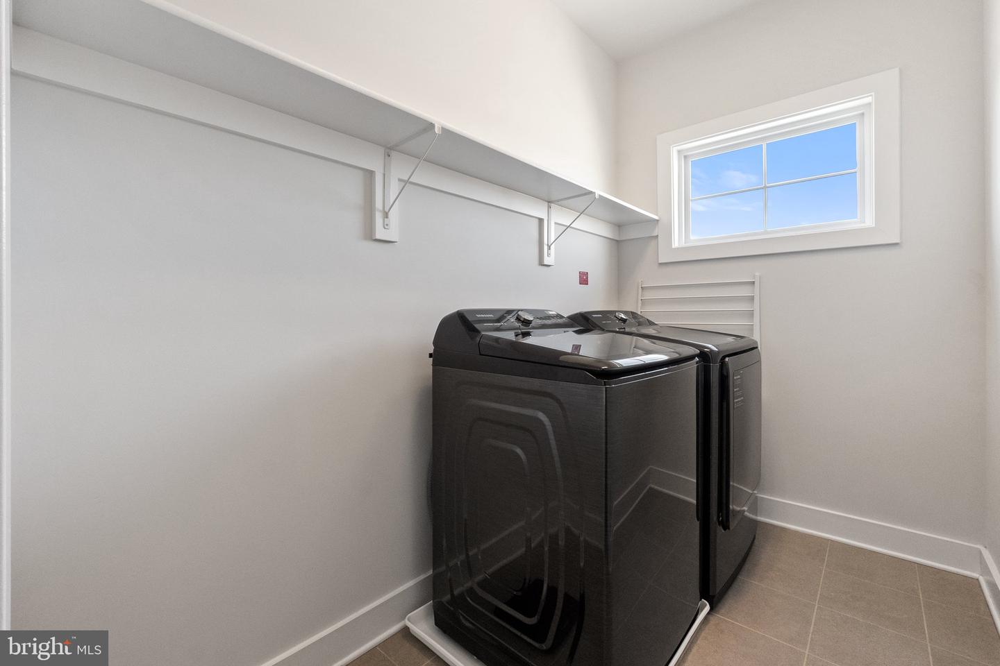 14890 FALCONAIRE PL, LEESBURG, Virginia 20176, 4 Bedrooms Bedrooms, 17 Rooms Rooms,4 BathroomsBathrooms,Residential,For sale,14890 FALCONAIRE PL,VALO2115866 MLS # VALO2115866