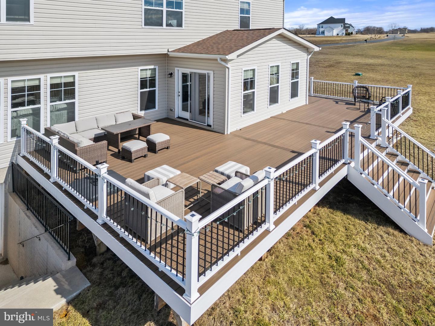 14890 FALCONAIRE PL, LEESBURG, Virginia 20176, 4 Bedrooms Bedrooms, 17 Rooms Rooms,4 BathroomsBathrooms,Residential,For sale,14890 FALCONAIRE PL,VALO2115866 MLS # VALO2115866