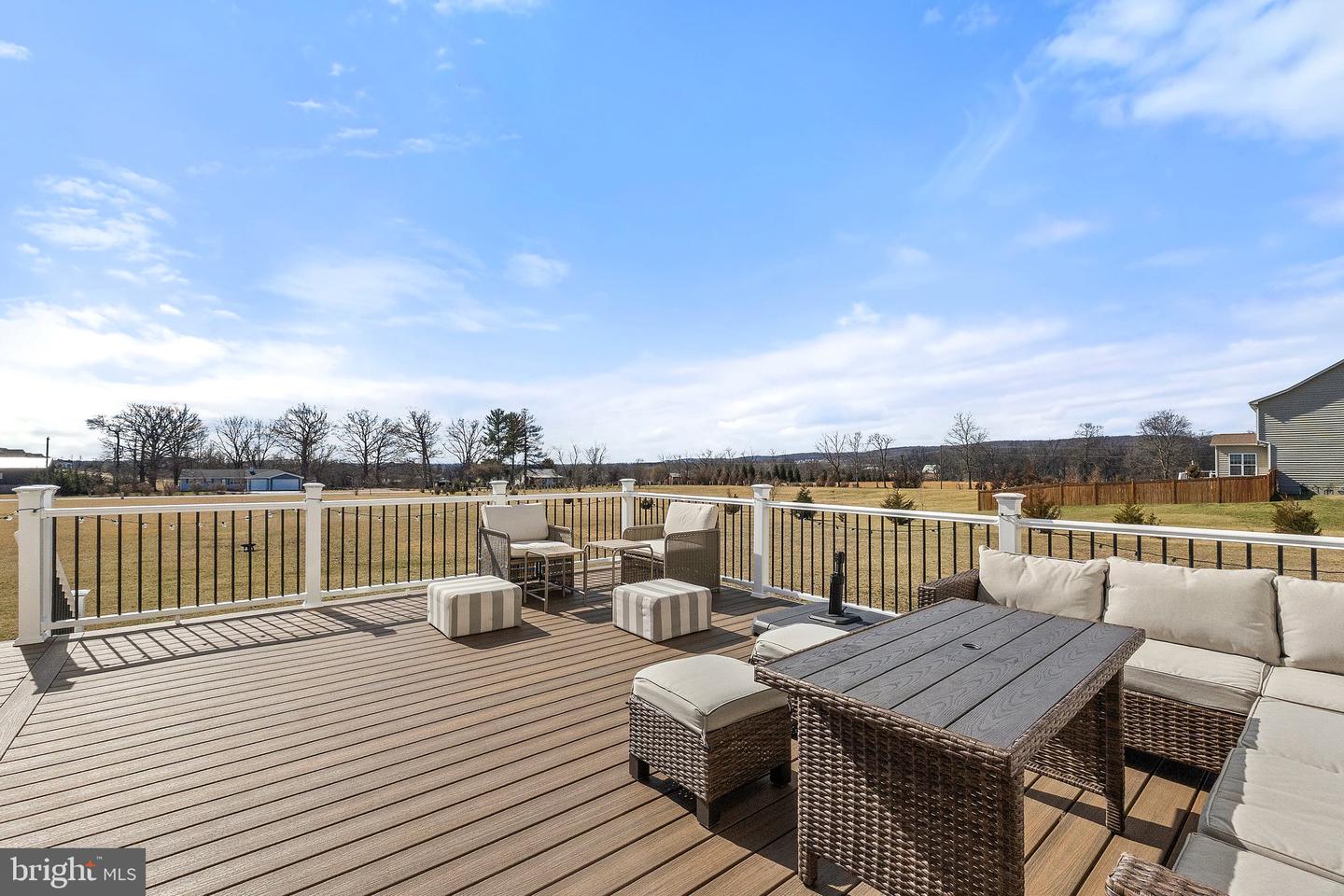 14890 FALCONAIRE PL, LEESBURG, Virginia 20176, 4 Bedrooms Bedrooms, 17 Rooms Rooms,4 BathroomsBathrooms,Residential,For sale,14890 FALCONAIRE PL,VALO2115866 MLS # VALO2115866