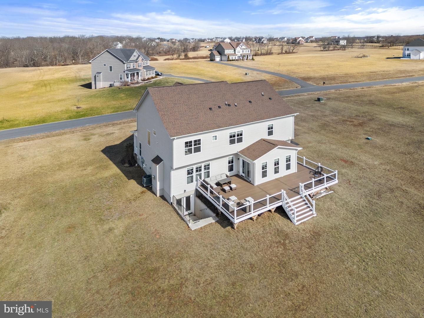 14890 FALCONAIRE PL, LEESBURG, Virginia 20176, 4 Bedrooms Bedrooms, 17 Rooms Rooms,4 BathroomsBathrooms,Residential,For sale,14890 FALCONAIRE PL,VALO2115866 MLS # VALO2115866