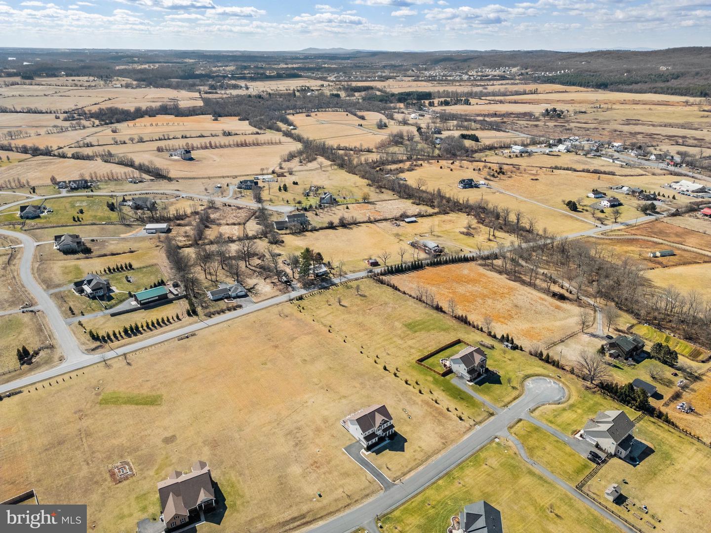 14890 FALCONAIRE PL, LEESBURG, Virginia 20176, 4 Bedrooms Bedrooms, 17 Rooms Rooms,4 BathroomsBathrooms,Residential,For sale,14890 FALCONAIRE PL,VALO2115866 MLS # VALO2115866