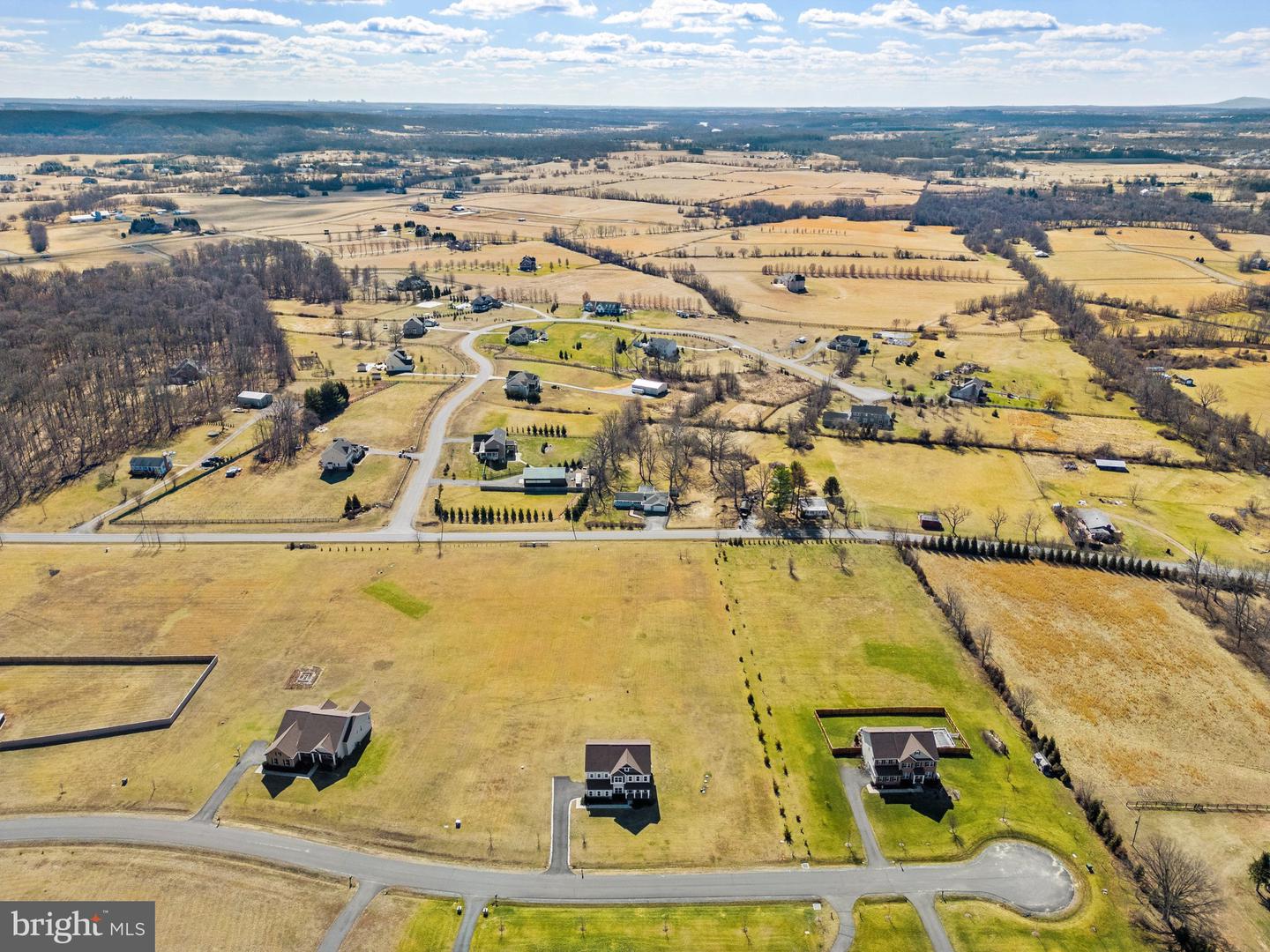 14890 FALCONAIRE PL, LEESBURG, Virginia 20176, 4 Bedrooms Bedrooms, 17 Rooms Rooms,4 BathroomsBathrooms,Residential,For sale,14890 FALCONAIRE PL,VALO2115866 MLS # VALO2115866