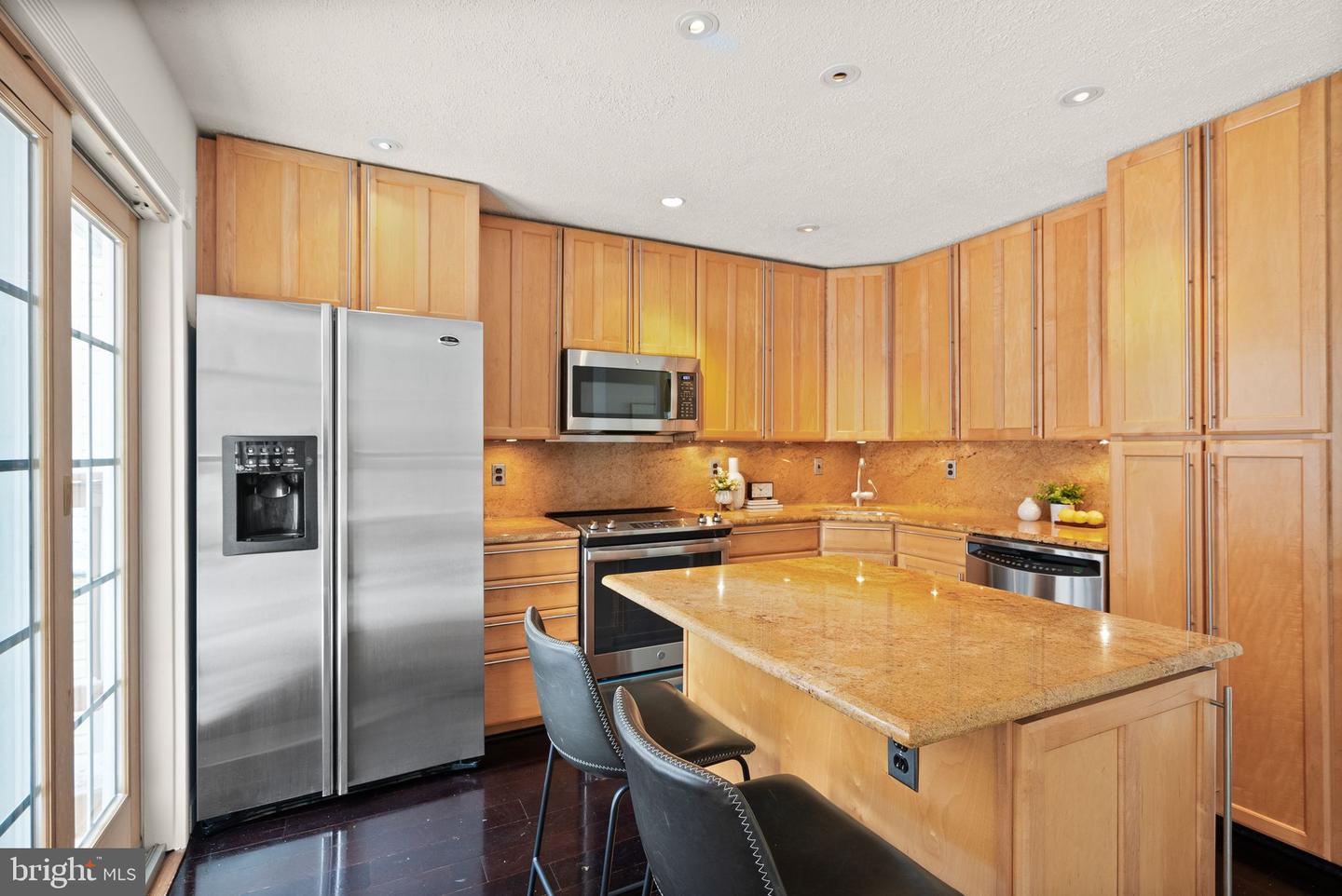 2356 BRANLEIGH PARK CT, RESTON, Virginia 20191, 3 Bedrooms Bedrooms, ,2 BathroomsBathrooms,Residential,For sale,2356 BRANLEIGH PARK CT,VAFX2291042 MLS # VAFX2291042