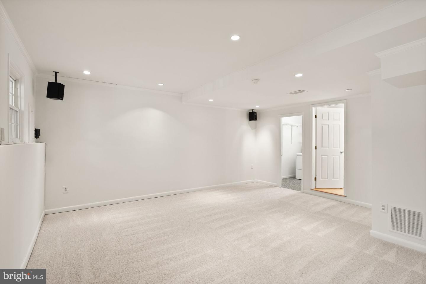 2356 BRANLEIGH PARK CT, RESTON, Virginia 20191, 3 Bedrooms Bedrooms, ,2 BathroomsBathrooms,Residential,For sale,2356 BRANLEIGH PARK CT,VAFX2291042 MLS # VAFX2291042