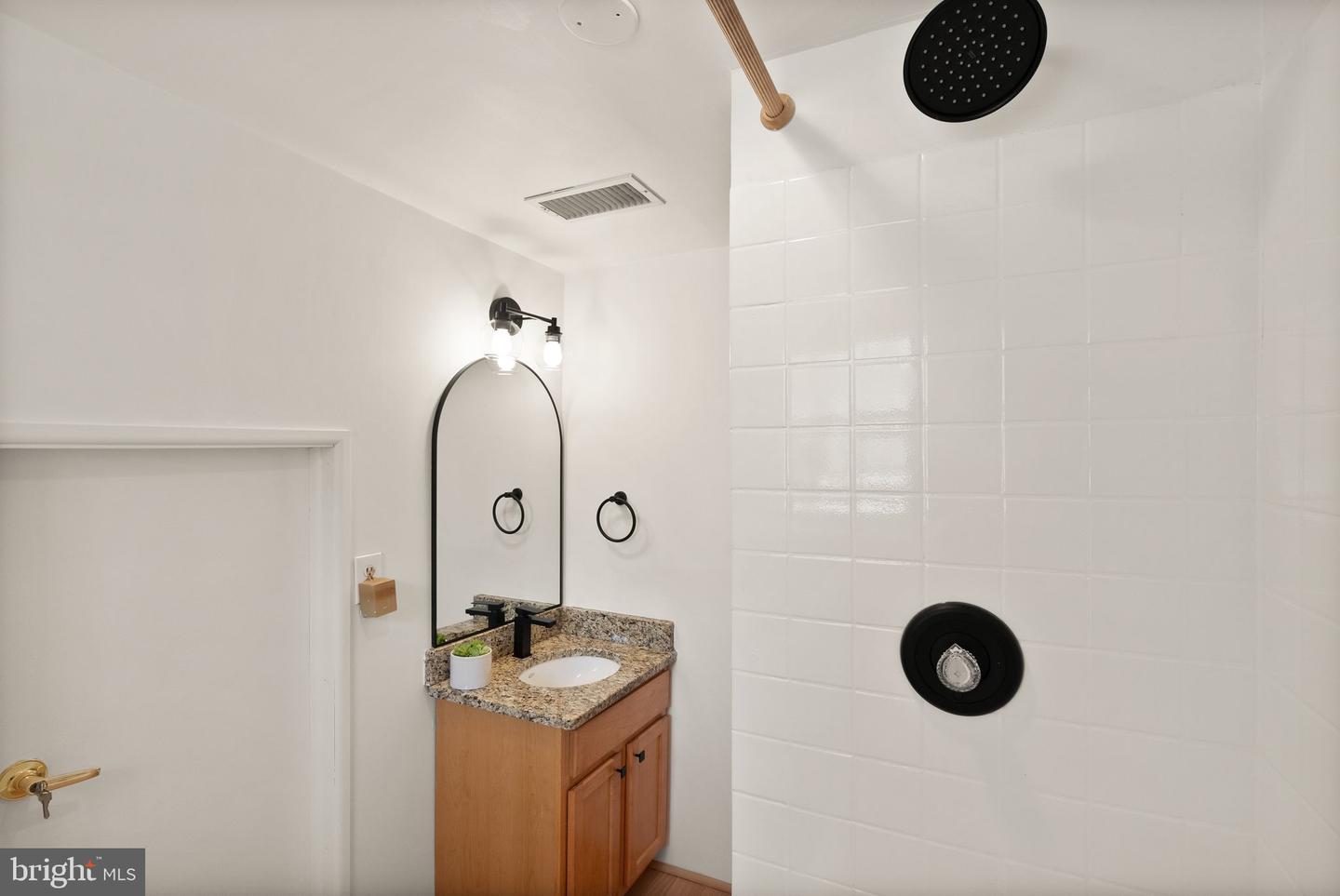 2356 BRANLEIGH PARK CT, RESTON, Virginia 20191, 3 Bedrooms Bedrooms, ,2 BathroomsBathrooms,Residential,For sale,2356 BRANLEIGH PARK CT,VAFX2291042 MLS # VAFX2291042