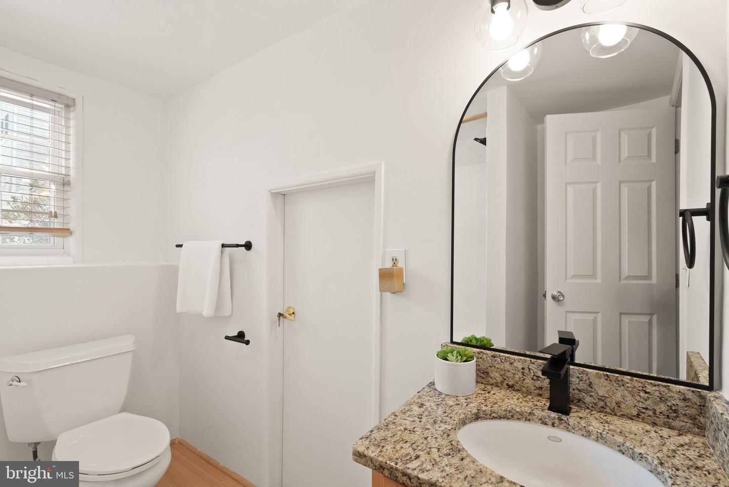 2356 BRANLEIGH PARK CT, RESTON, Virginia 20191, 3 Bedrooms Bedrooms, ,2 BathroomsBathrooms,Residential,For sale,2356 BRANLEIGH PARK CT,VAFX2291042 MLS # VAFX2291042