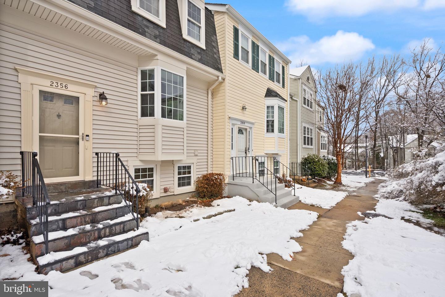 2356 BRANLEIGH PARK CT, RESTON, Virginia 20191, 3 Bedrooms Bedrooms, ,2 BathroomsBathrooms,Residential,For sale,2356 BRANLEIGH PARK CT,VAFX2291042 MLS # VAFX2291042