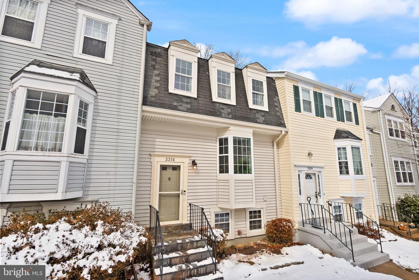 2356 BRANLEIGH PARK CT, RESTON, Virginia 20191, 3 Bedrooms Bedrooms, ,2 BathroomsBathrooms,Residential,For sale,2356 BRANLEIGH PARK CT,VAFX2291042 MLS # VAFX2291042