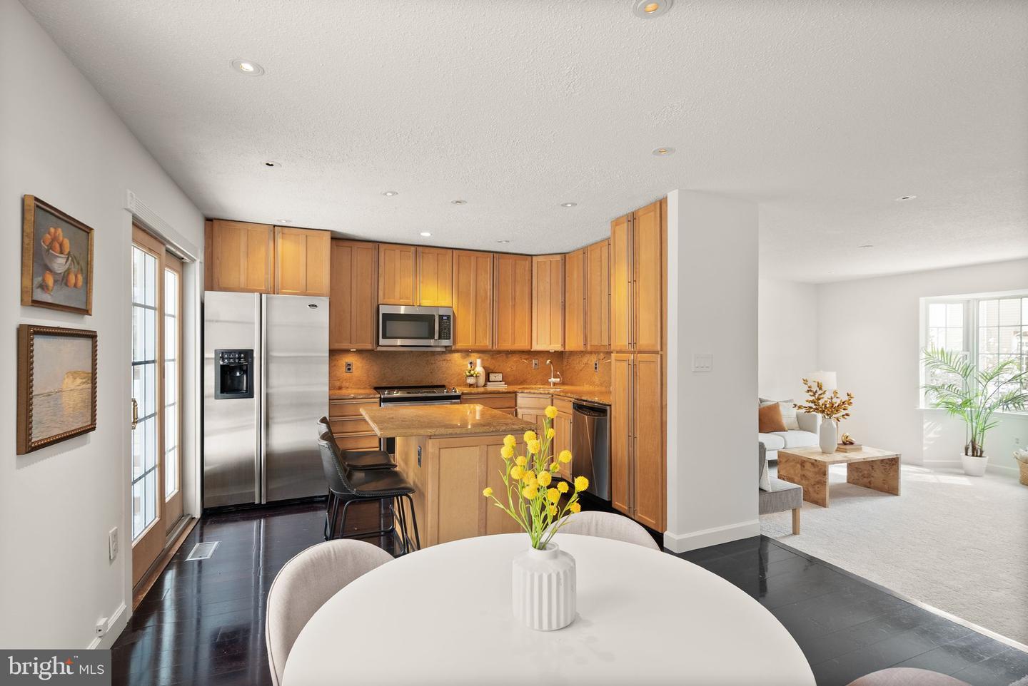 2356 BRANLEIGH PARK CT, RESTON, Virginia 20191, 3 Bedrooms Bedrooms, ,2 BathroomsBathrooms,Residential,For sale,2356 BRANLEIGH PARK CT,VAFX2291042 MLS # VAFX2291042