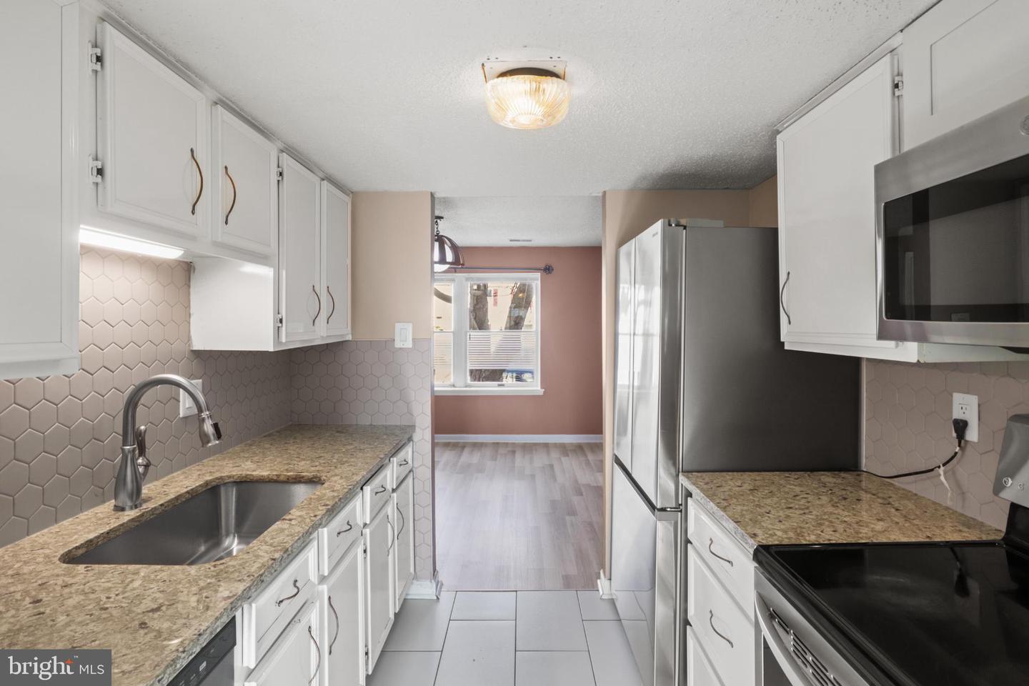 13505 GETTY LN, WOODBRIDGE, Virginia 22192, 3 Bedrooms Bedrooms, 11 Rooms Rooms,1 BathroomBathrooms,Residential,For sale,13505 GETTY LN,VAPW2112482 MLS # VAPW2112482