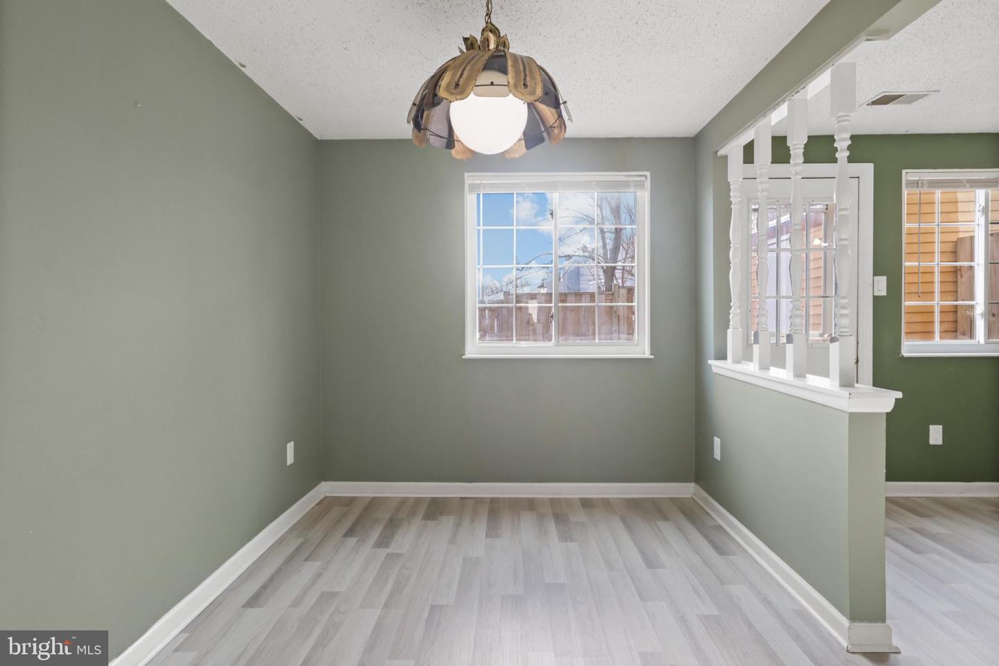 13505 GETTY LN, WOODBRIDGE, Virginia 22192, 3 Bedrooms Bedrooms, 11 Rooms Rooms,1 BathroomBathrooms,Residential,For sale,13505 GETTY LN,VAPW2112482 MLS # VAPW2112482